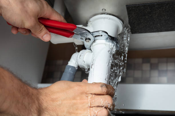 Best Water damage restoration near me  in Harbor Isle, NY